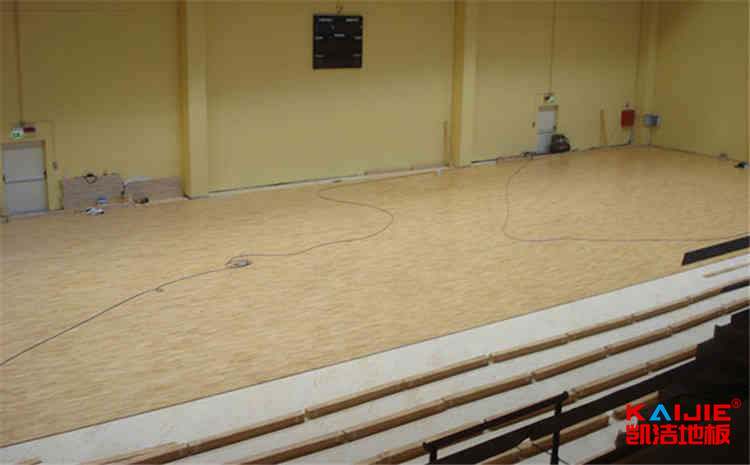 24厚排球馆木地板安装工艺