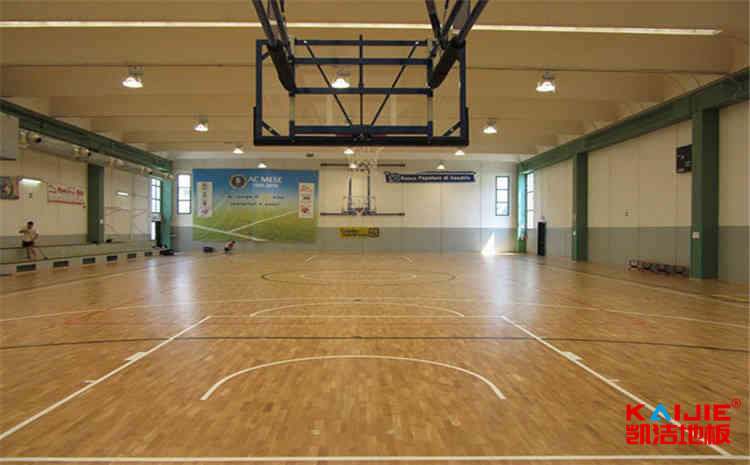 专业的木地板篮球馆怎么保养？